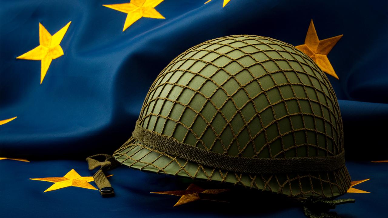 L'Europe de La Défense: stratégie militaire européenne